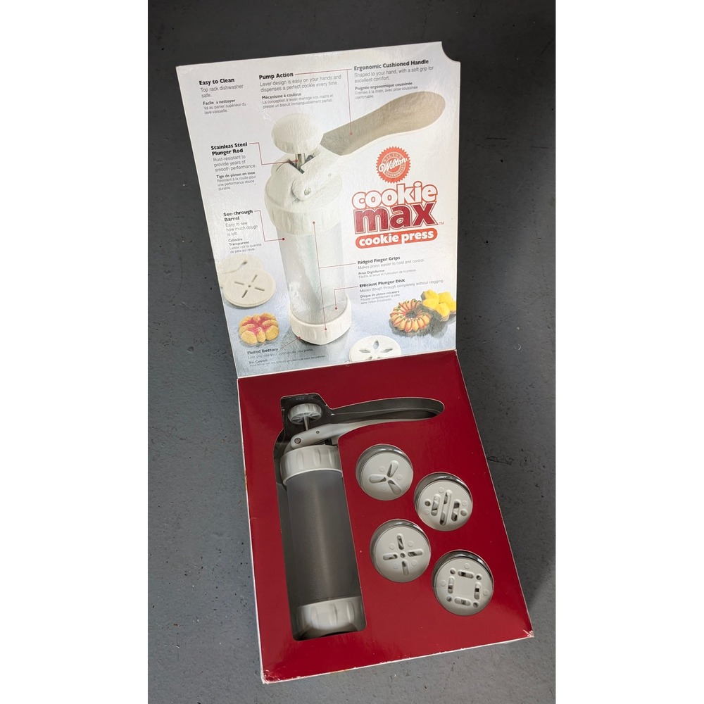 Wilton Cookie Max Cookie Press Ergonomic‎ Pump Action 12 Discs 2104-4003 White